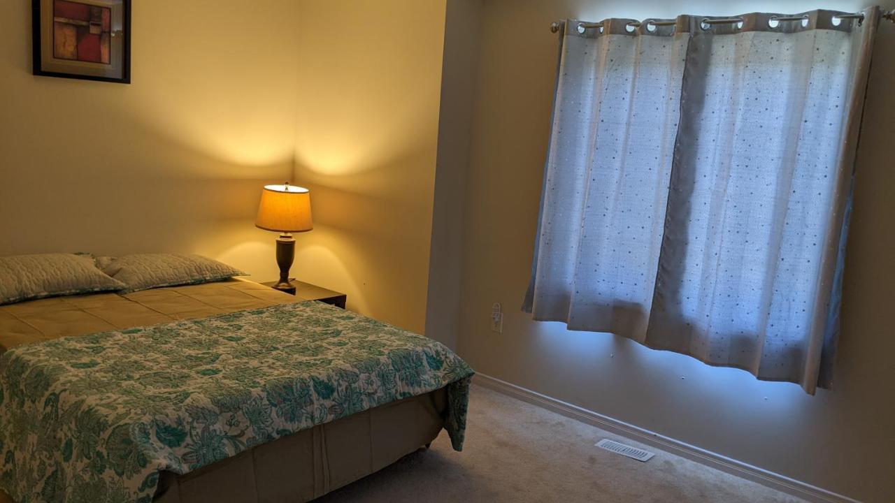 The Warm Welcome Suite Thorold Екстериор снимка