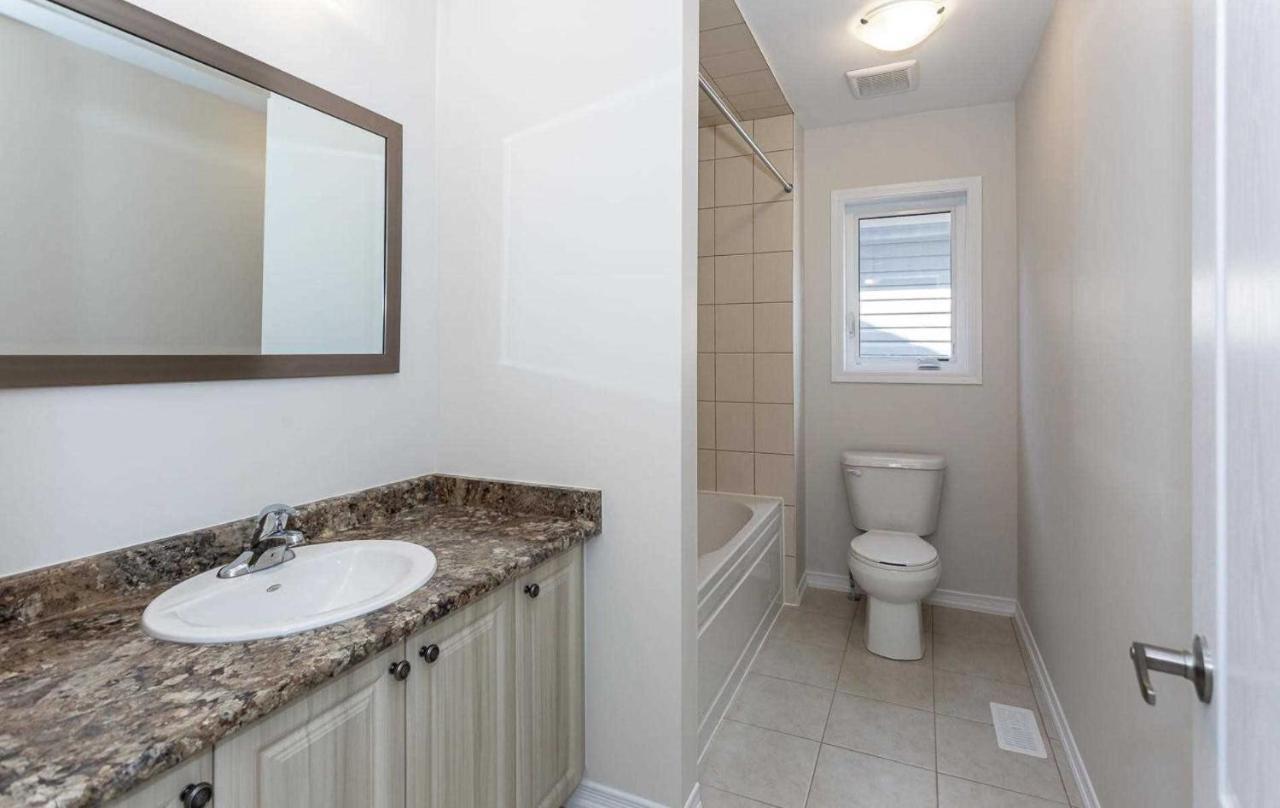The Warm Welcome Suite Thorold Екстериор снимка
