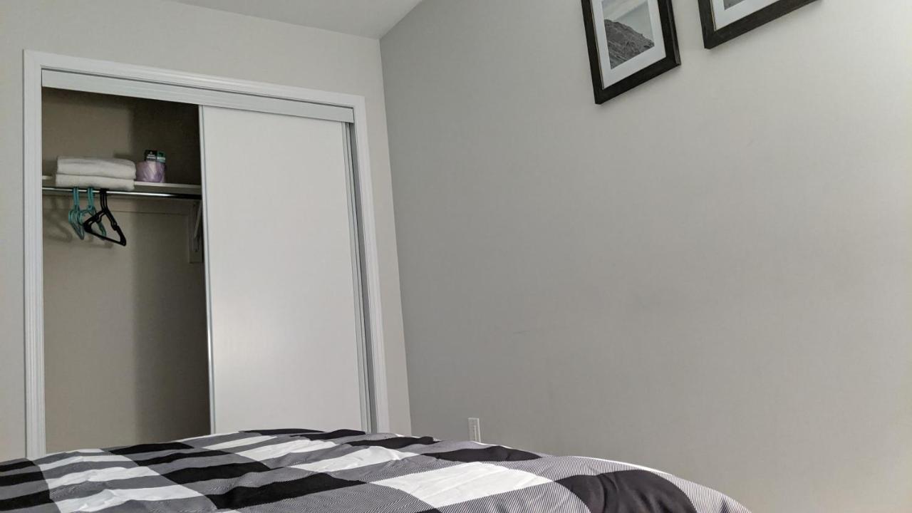 The Warm Welcome Suite Thorold Екстериор снимка