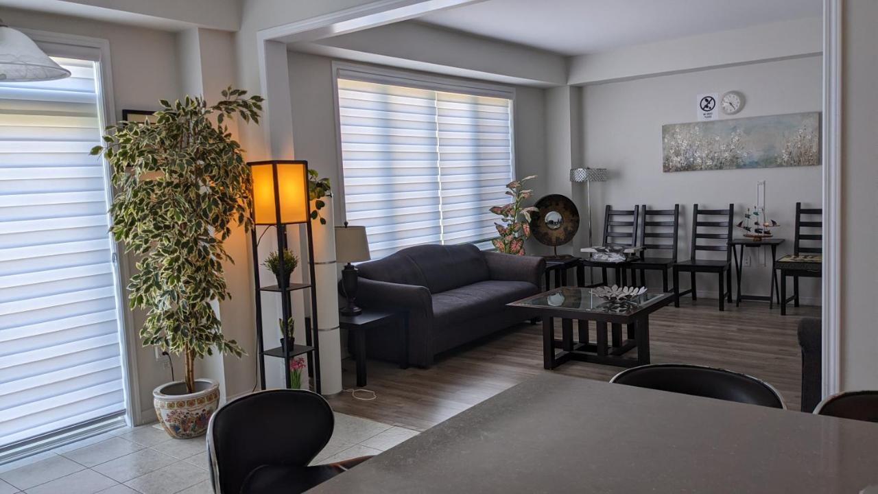 The Warm Welcome Suite Thorold Екстериор снимка
